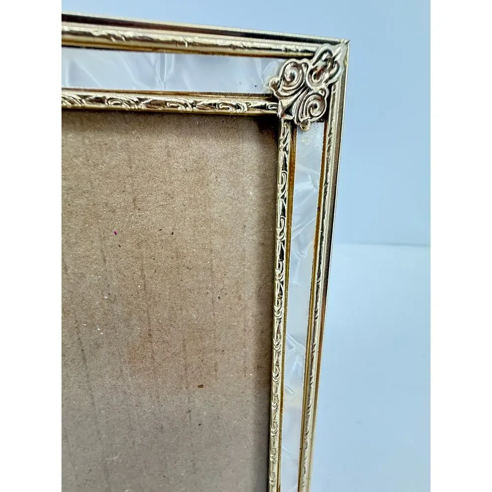 Vintage Gold Tone Picture Frame 5x7 Ornate Pearlized Desktop Wall Display